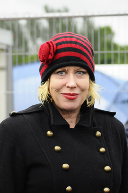 Hazel O'Connor arrives